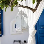 Lemonia House *
