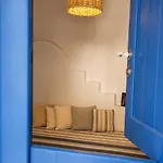 Lemonia House *