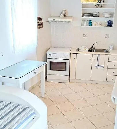 Lemonia House 公寓 *